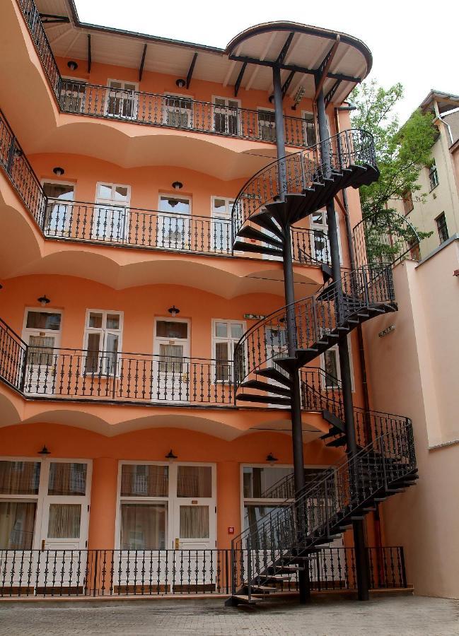 Hotel Patio Praha Exteriér fotografie